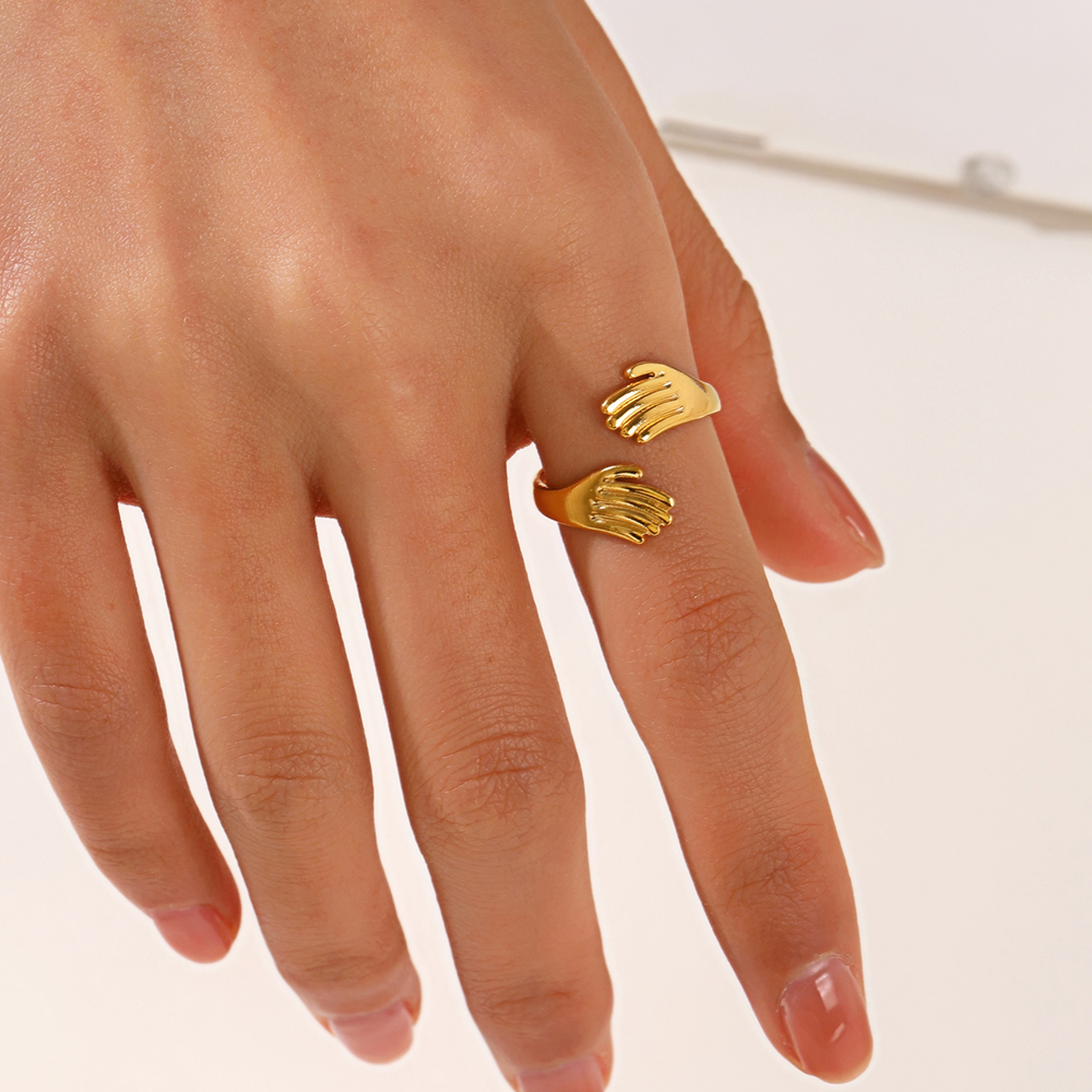 Anti- Tarnish Titanium Steel Hug Ring | 18K Gold Plated Casual Retro Plating Palm Open Rings